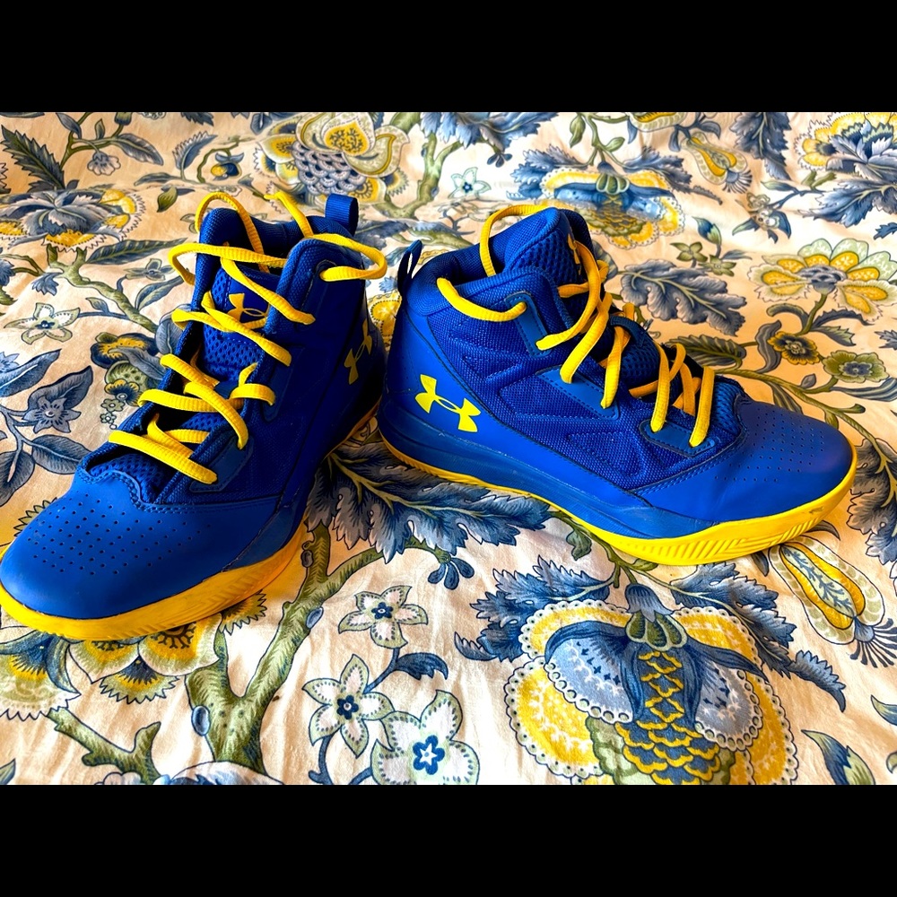 Under Armour Steph Curry Basketball Shoes